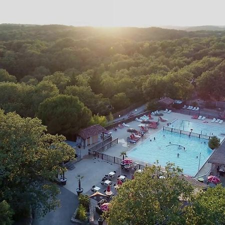 Hotel Camping Les Reflets Du Quercy Crayssac Exteriér fotografie
