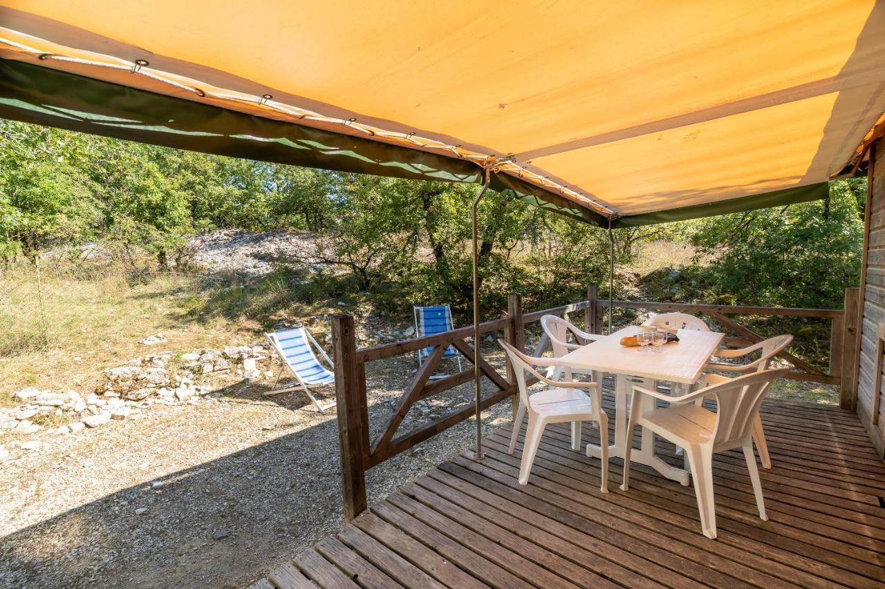 Hotel Camping Les Reflets Du Quercy Crayssac Exteriér fotografie