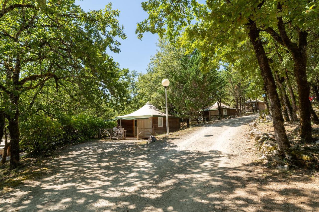 Hotel Camping Les Reflets Du Quercy Crayssac Exteriér fotografie