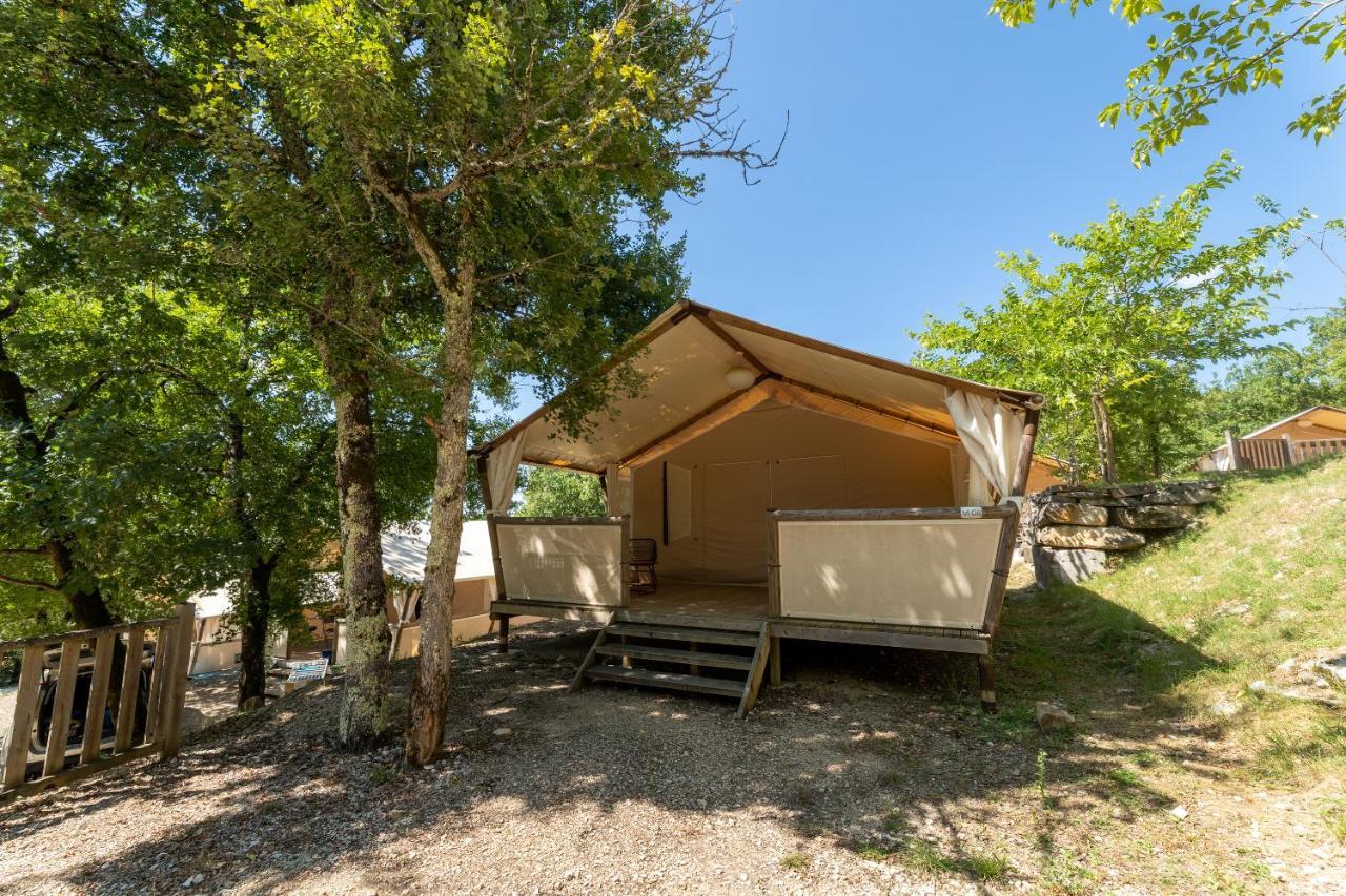 Hotel Camping Les Reflets Du Quercy Crayssac Exteriér fotografie